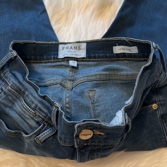 FRAME - Picture 5 of 6